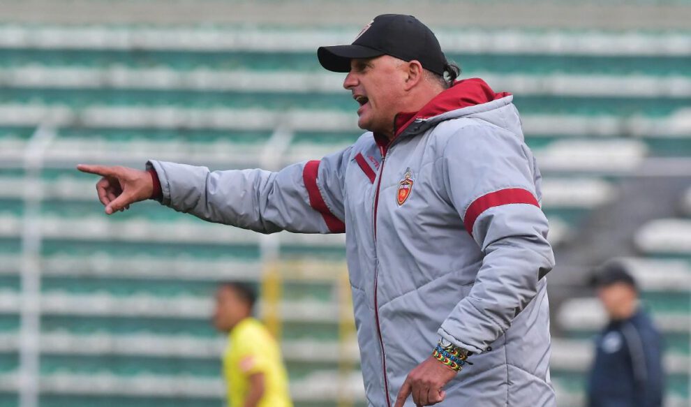 División Profesional, Marcelo Robledo deja el CDT Real Oruro, Dirigencia de CDT Real Oruro busca nuevo entrenador