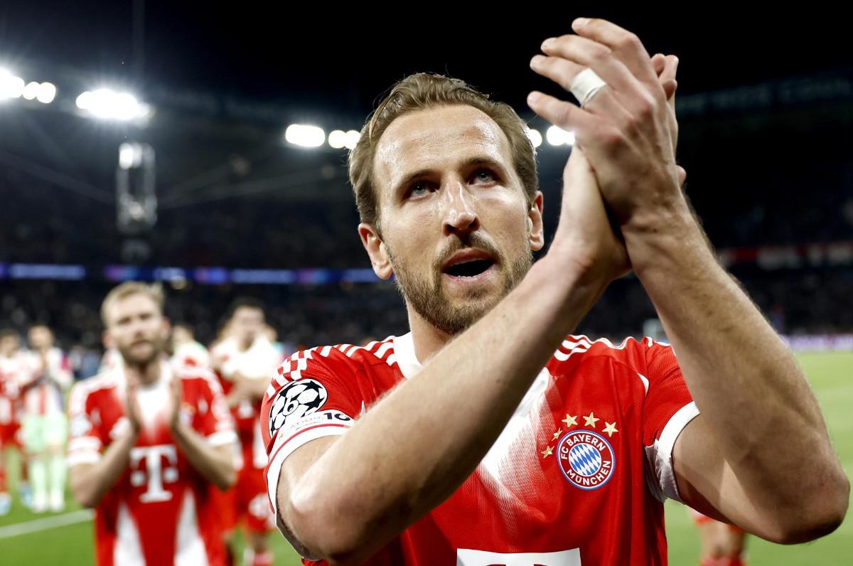 Harry Kane tras el partido de ida de semifinales que han jugado Paris Saint-Germain y Bayern Munich en París, Francia.