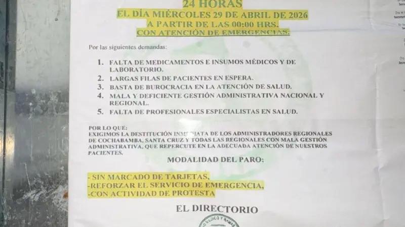 Se colocaron avisos oficiales en las entradas de los centros de salud desde las primeras horas