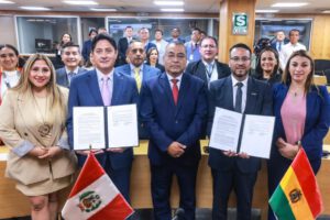 Bolivia y Perú fortalecen su integración aérea mediante la política de cielos abiertos