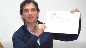 El alcalde electo de Santa Cruz, Manuel Saavedra, denuncia presunta malversación de Bs 66 millones