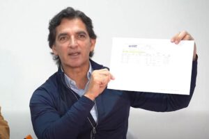 El alcalde electo de Santa Cruz, Manuel Saavedra, denuncia presunta malversación de Bs 66 millones
