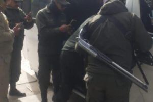Imagen de la requisa al motorizado