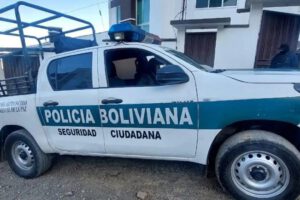 Auto de la policia