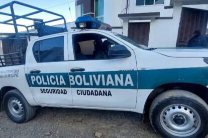 Auto de la policia