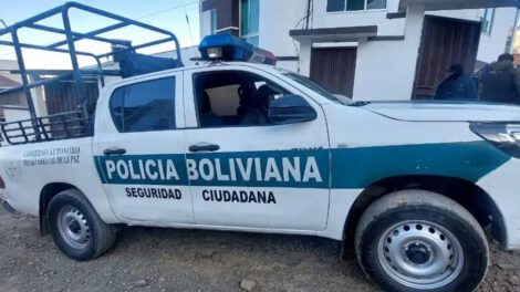 Auto de la policia