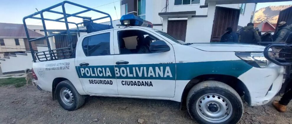 Auto de la policia
