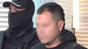 La Policía presentó a Elkin Deivi Bravo Omen, ciudadano colombiano