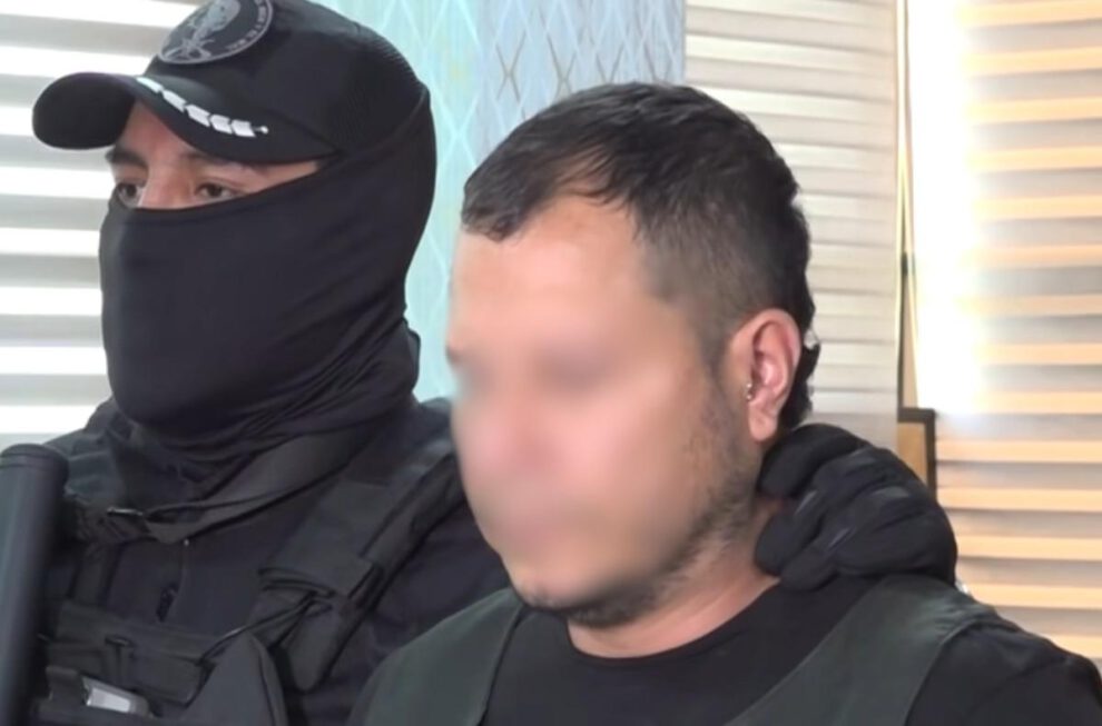 La Policía presentó a Elkin Deivi Bravo Omen, ciudadano colombiano