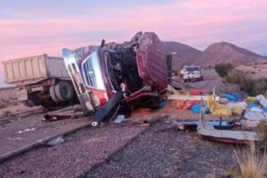 Escena del accidente en la carretera Cotagaita–Tupiza, sector de Mochara