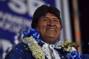 Evo Morales anuncia registro de nuevos militantes en el MAS