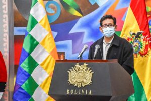 El ministro de Educación, Édgar Pary sobre clases presenciales