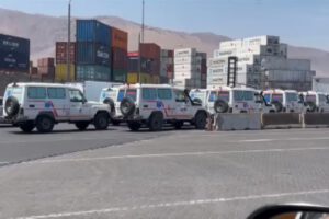 Ambulancias fantasmas en Iquique con logo de la Gobernación de Potosí