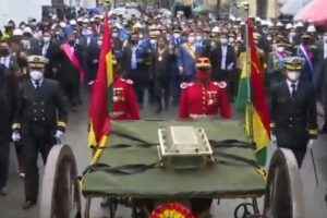 Día del Mar con el traslado de los restos de Eduardo Abaroa