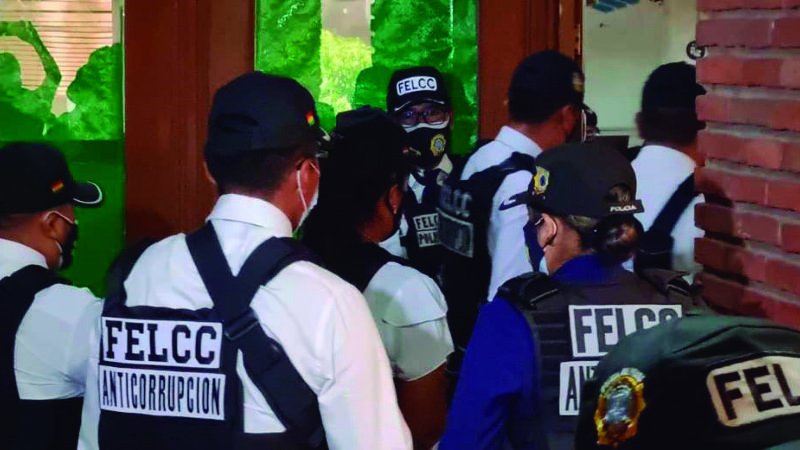 Decreto 373 y allanamiento de la Gobernación cruceña