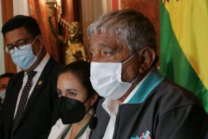 Gran Poder con medidas de bioseguridad
