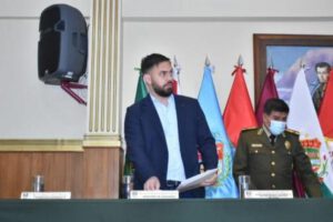 Ministro Del Castillo asegura que no renunciará