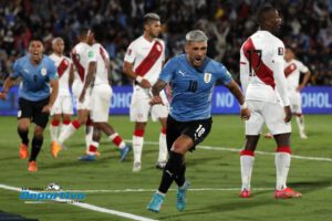 Eliminatorias sudamericanas: Uruguay gana y clasifica