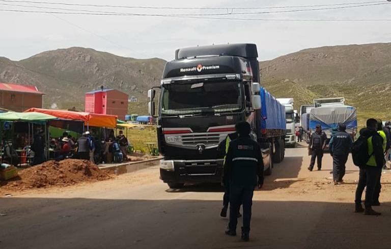 Aduana extiende horario de atención en Desaguadero