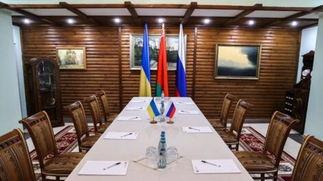 Ucrania y Rusia retoman diálogo en Turquía