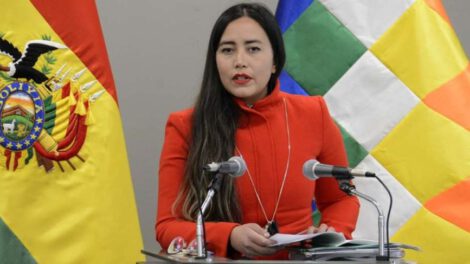 Crecimiento económico en Bolivia reportado por la ministra Gabriela Mendoza