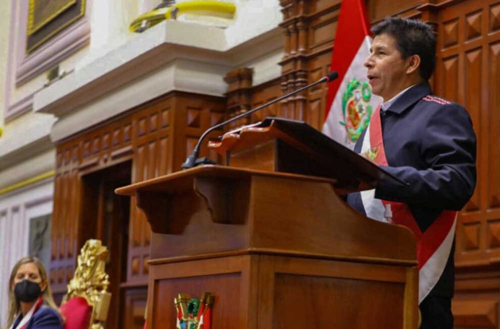 Pedro Castillo invita a opositores a conversar sobre temas urgentes en Perú