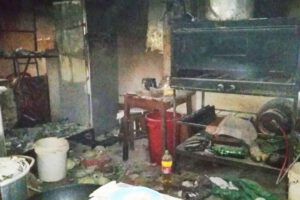 Incendio en El Alto dejó personas heridas