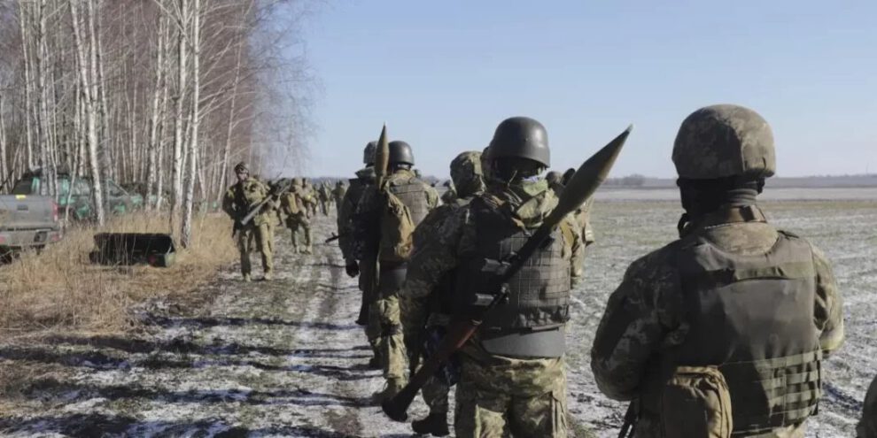 Tropas rusas se retiran de Kiev