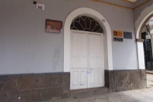salón Valerio Calles en análisis de contrato de comodato