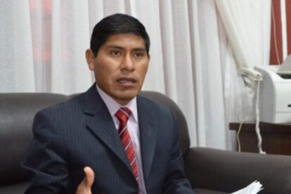 Idelfonso Mamani Defensor del Pueblo