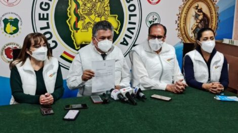Médicos suspenden bloqueo y anuncian diálogo con el Ministerio de Salud