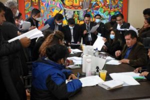 Postulantes a Defensor del Pueblo inhabilitados en revisión de requisitos