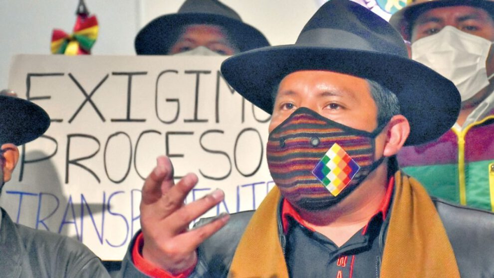 Gobernador Santos Quispe responsabilizado por bloqueos en la doble vía Río Seco-Desaguadero