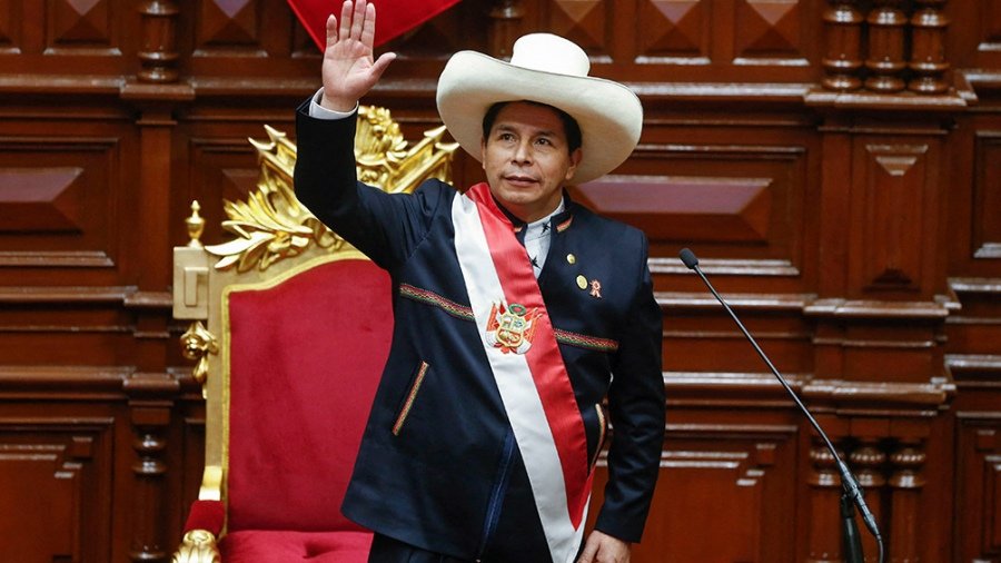 El Presidente Pedro Castillo en medio de la crisis política en Perú