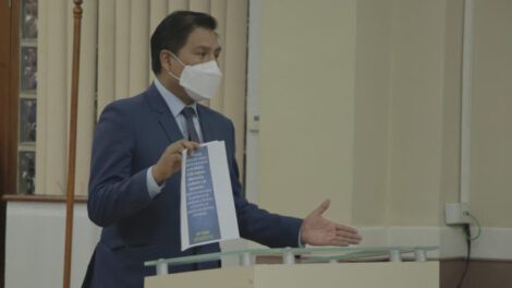 Covid-19 en Bolivia reporta menos de mil casos semanales