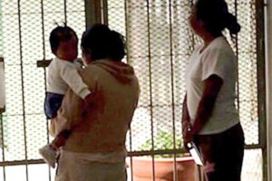 Indulto para madres en cárceles
