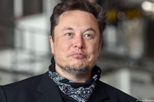 Elon Musk compra Twitter