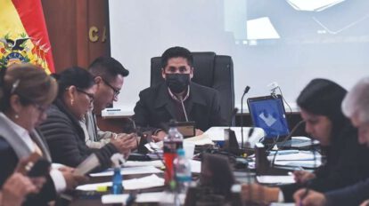 Defensor del Pueblo: revisión de méritos de postulantes