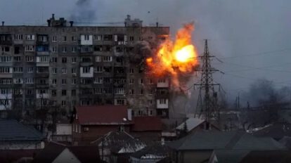 Mariúpol luego de un bombardeo de las tropas rusas
