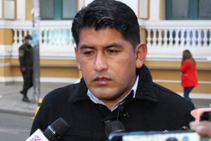 Uso indebido de influencias por el diputado Freddy Velásquez