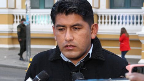 Uso indebido de influencias por el diputado Freddy Velásquez