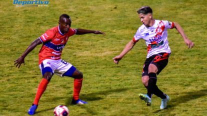 Nacional Potosí vs Universitario en el cierre de la décima fecha
