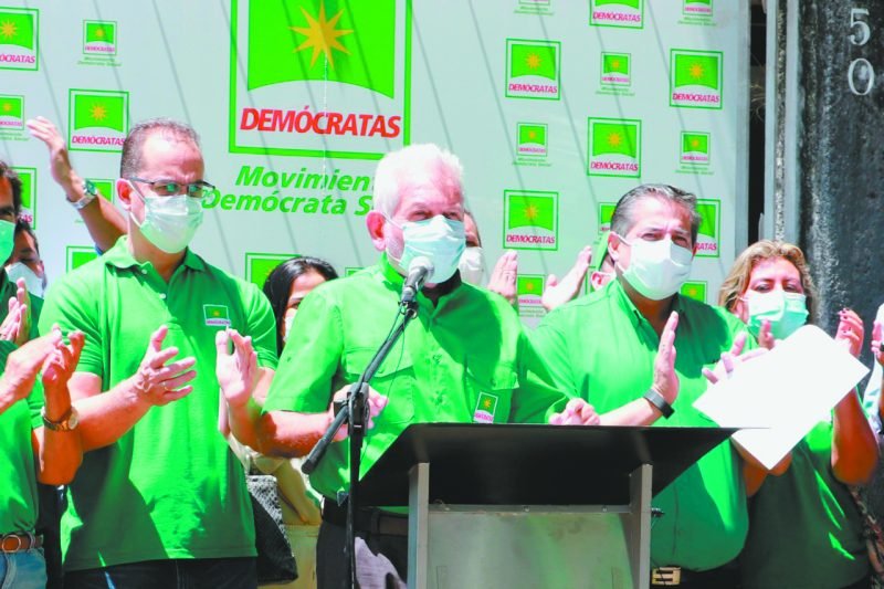 Rubén Costas y su exsecretario general Roly Aguilera