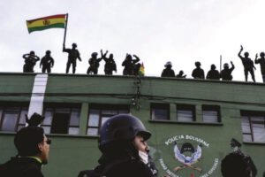Policías dados de baja por el motín en 2019