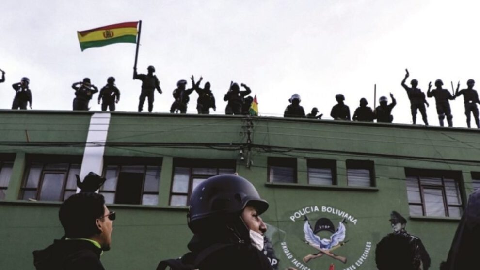 Policías dados de baja por el motín en 2019