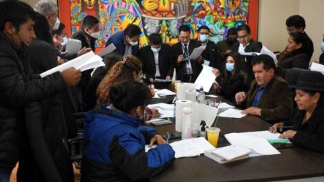 Candidatos a Defensor del Pueblo según la OCD