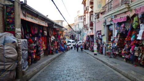 Decreto Supremo 4574 afecta al sector hotelero y agencias de viaje en Bolivia