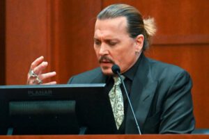Johnny Depp declara en juicio contra Amber Heard