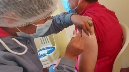 Vacunación contra el Covid-19 en Oruro