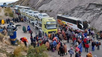 Bloqueo en la carretera entre La Paz, Oruro y Cochabamba
